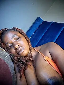 SexypuppyXX webcam