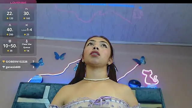 Roxanne-Fox webcam