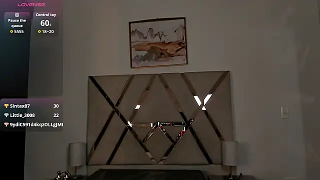 Zoe_Ravenn webcam