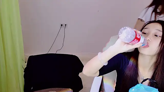 Xiongchumo1120 webcam