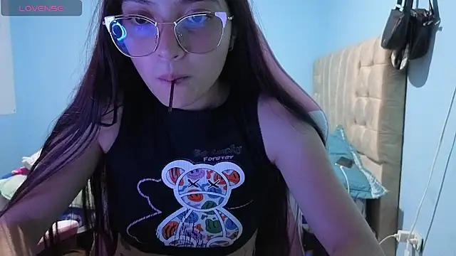 nina_hot59 webcam