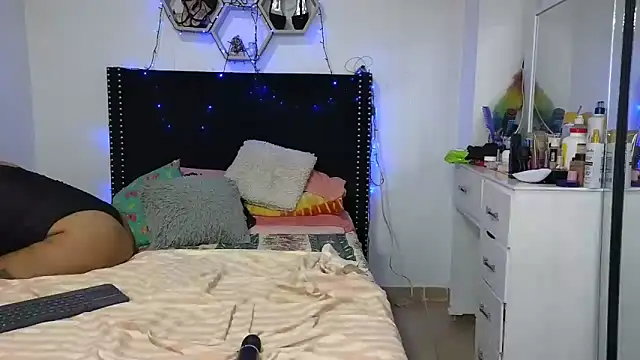 charlotte_077 webcam