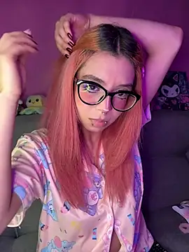 Valen-Foxx1 webcam