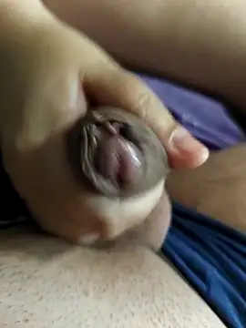 MadaamJizz_DickLewd webcam