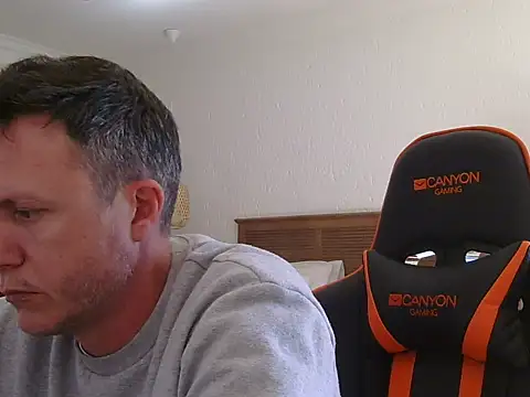 TroyDieselXXX webcam
