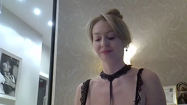 zarinaswift - ZarinaSwift's free webcam - UK Sex Cams