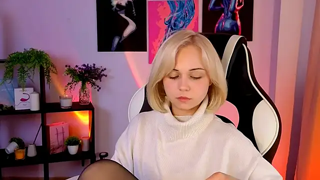 ElenaMonroe webcam