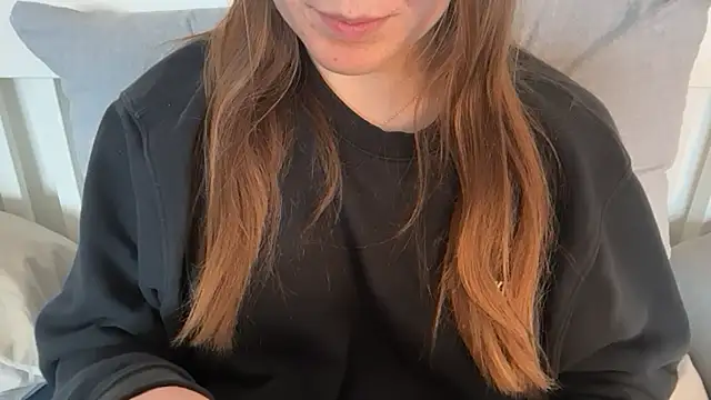 Lucyschickt webcam