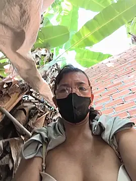 Pussy-xx webcam