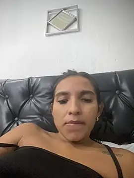Blowjob-Queen_ webcam
