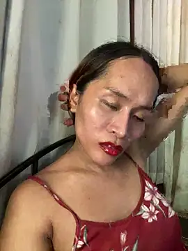 RomanticPearlTS webcam