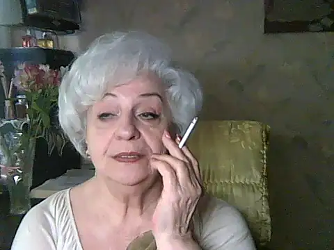 ValeriaKroww webcam