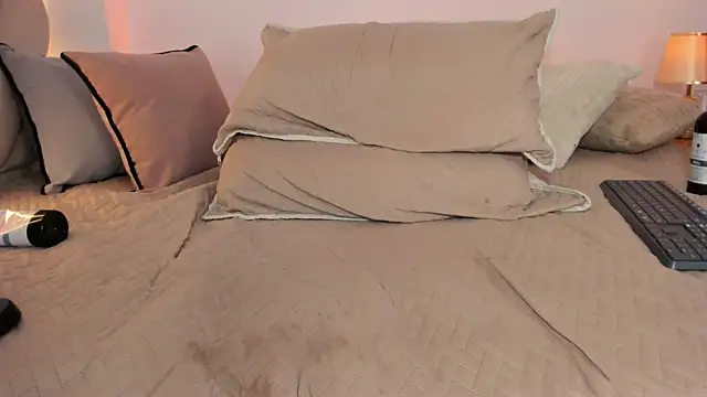 _luuciana_ webcam