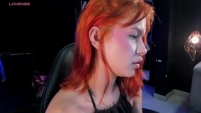 eva_viulet webcam