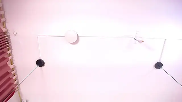 nikkinovacs webcam