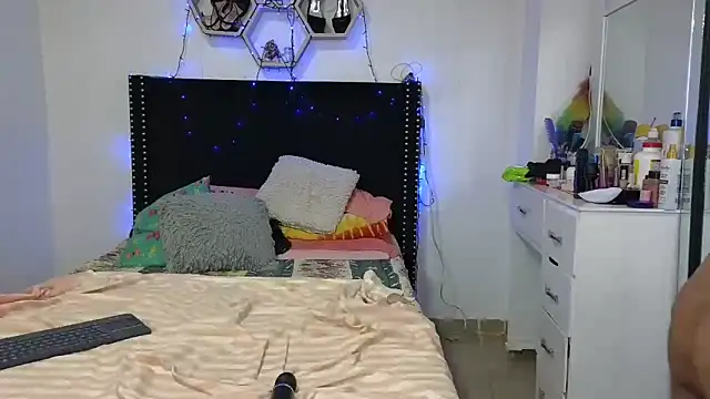 charlotte_077 webcam