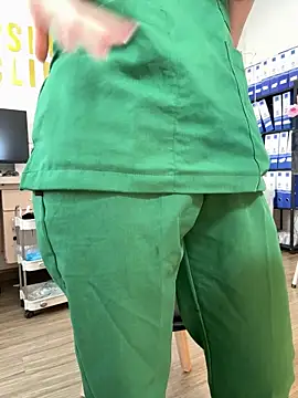Secretly_masturbating