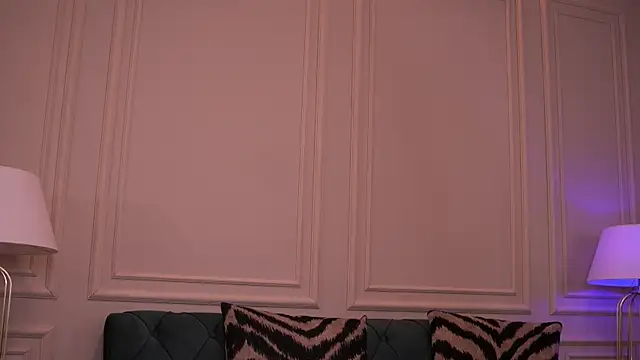 EllaBlake webcam