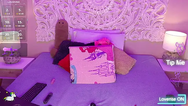 MalaikaBrown webcam
