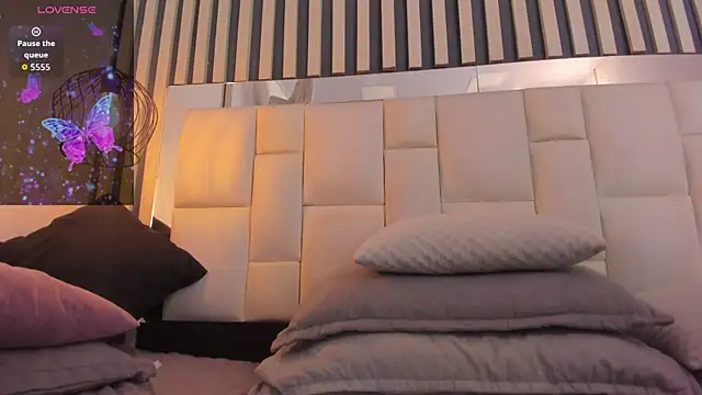 camila__herrera webcam