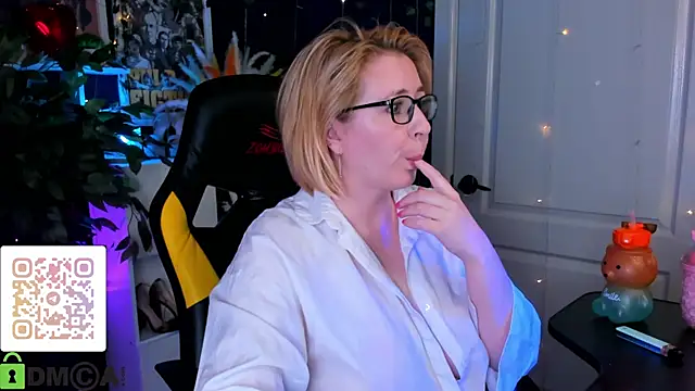 miss_lisaaa webcam