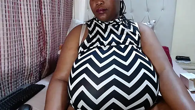 CHOCOLATEDARKBUSTYX webcam