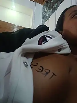 lia_mariana webcam