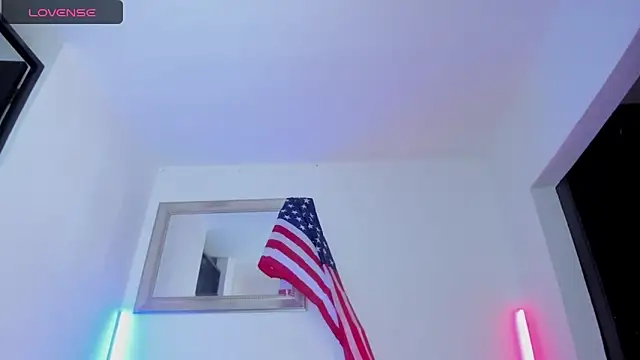 Naughty_Blue webcam
