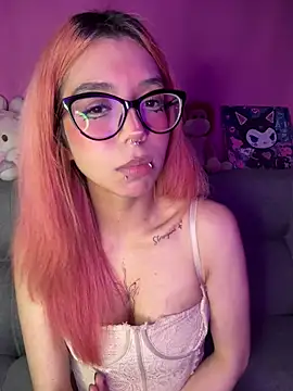 Valen-Foxx1 webcam