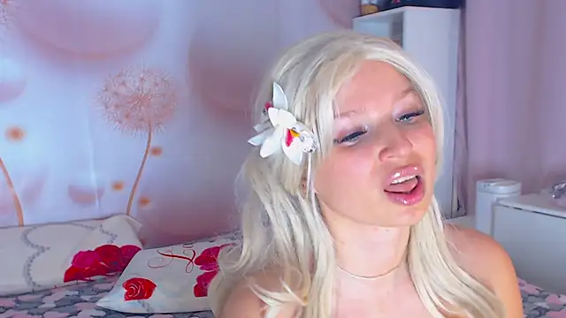 mooncandygirl - Mooncandygirl's free webcam - UK Sex Cams