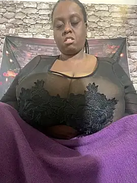 Biggblackboobs
