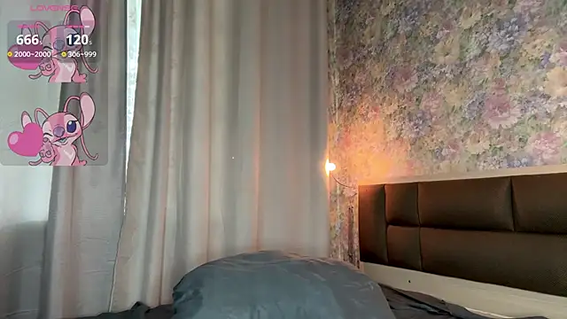 LoraDavi webcam