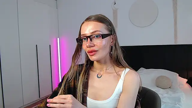 LunaticaBae webcam