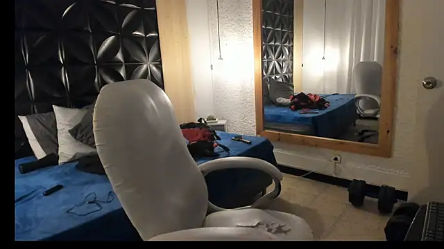Adam_Skye webcam
