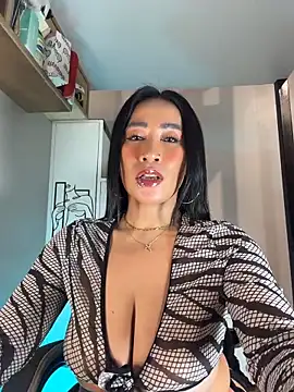 AsianMilfSheryl webcam