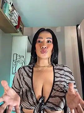 AsianMilfSheryl webcam