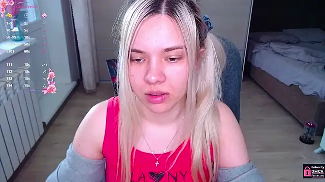 Lana__Nova webcam