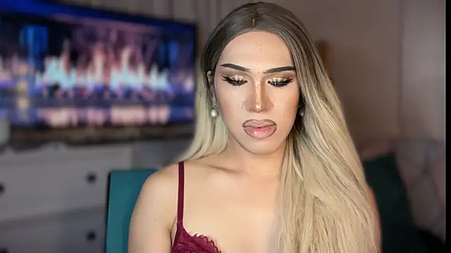ts_glamxx (T young) - I NEED SOMEONE TO CUDDLE <3