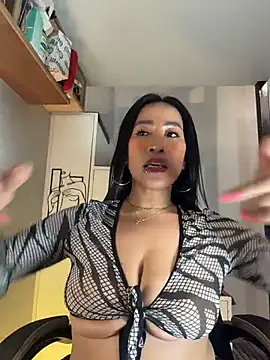 AsianMilfSheryl