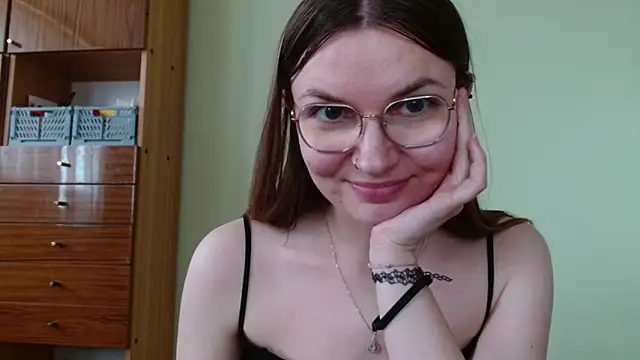 LooveELLYx webcam