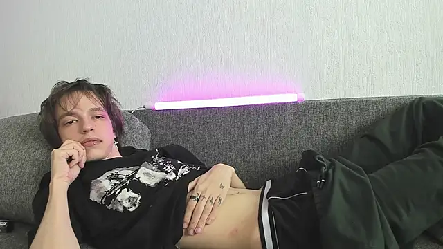 Nolan_Sagee webcam