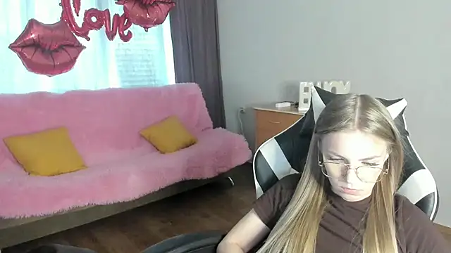 HitGyrl webcam