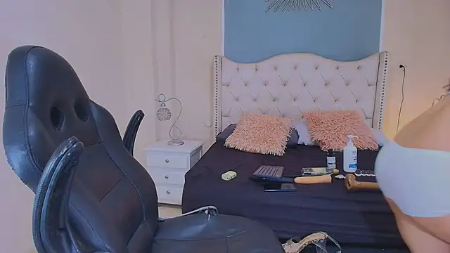 elizabeth_santos1 webcam