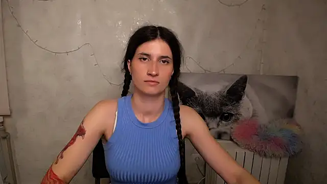 MaryEm976 webcam