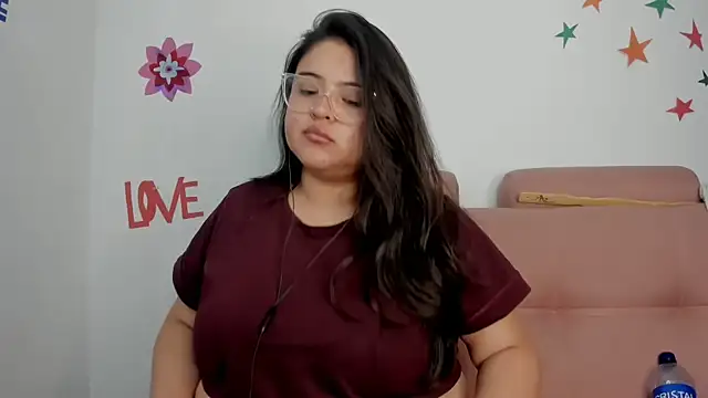 lizzie_c (F young) - fuck pussy slowly