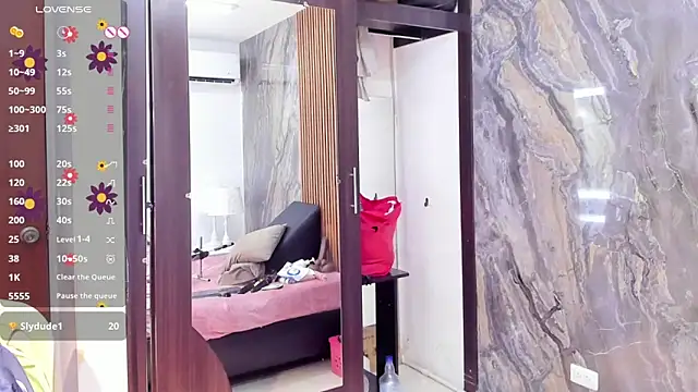 LauraSaenz01 webcam