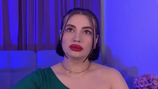 AdrianaToress webcam