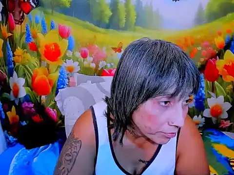 indianroxy webcam