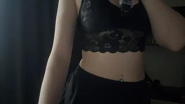 aquilineorites (F teen) - panty show