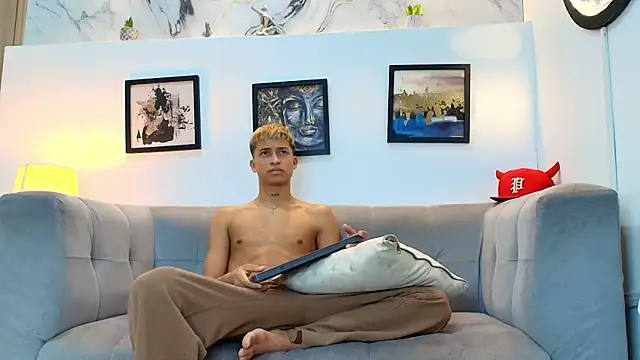 GOLD_BOYS webcam